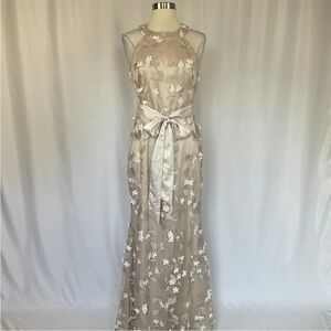 Eliza J Women's Dress Size 2 Beige Chiffon with 3D Floral Detail Long Gown